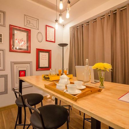 Townhouse The Amv Hotel Гургаон Екстериор снимка