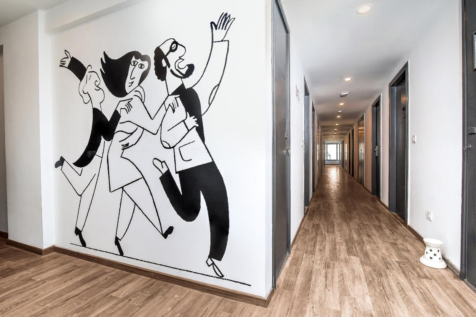 Townhouse The Amv Hotel Гургаон Екстериор снимка